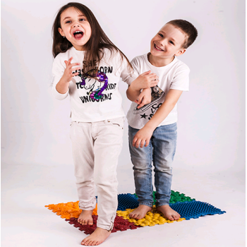 Ортопедичні килимки для дітей - як вибрати