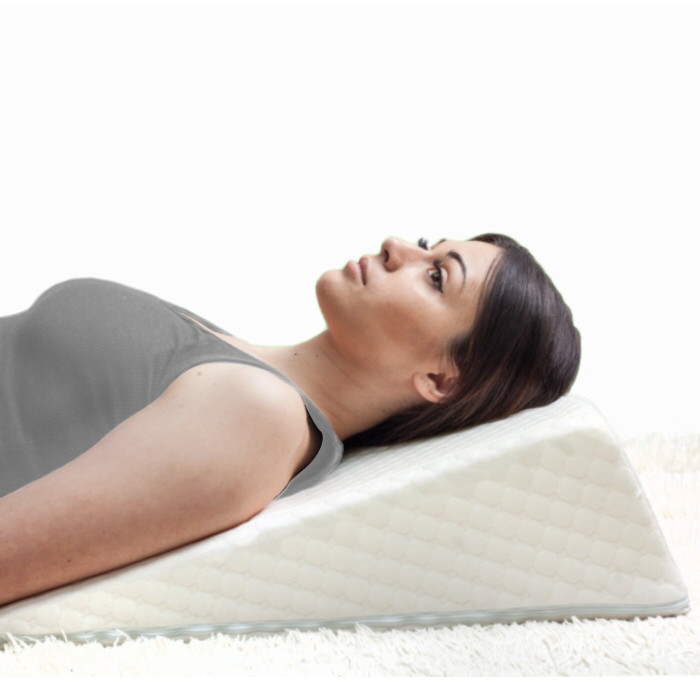 Orthopedic pillow Wedge with reflux 58x73x15cm Olvi j2540 "S" - Фото 1