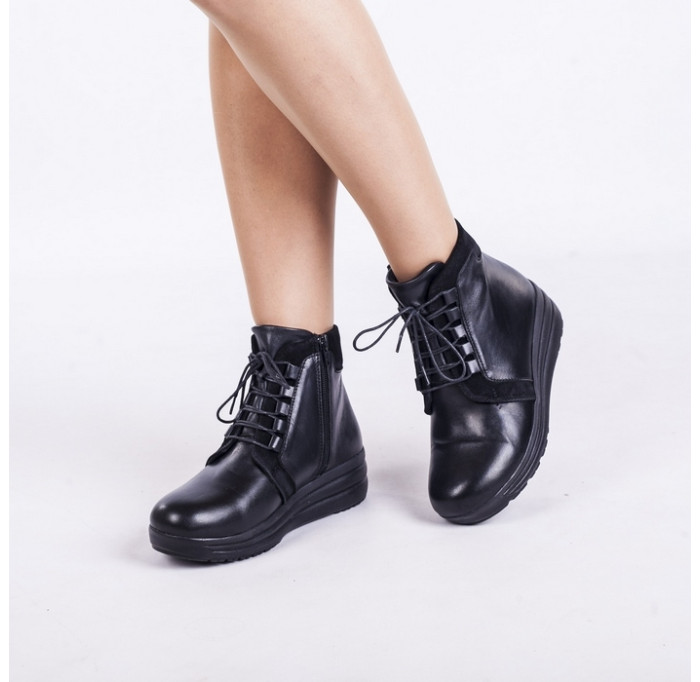 Жіночі ортопедичні черевики зі шкіряною підкладкою 17-104К - Фото 1