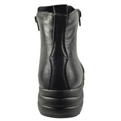 shoes for elderly ladies